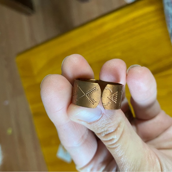 Copper Native American Boho Arrow Tribal Design Adjustable Ring Thumb Ring - Picture 2 of 4